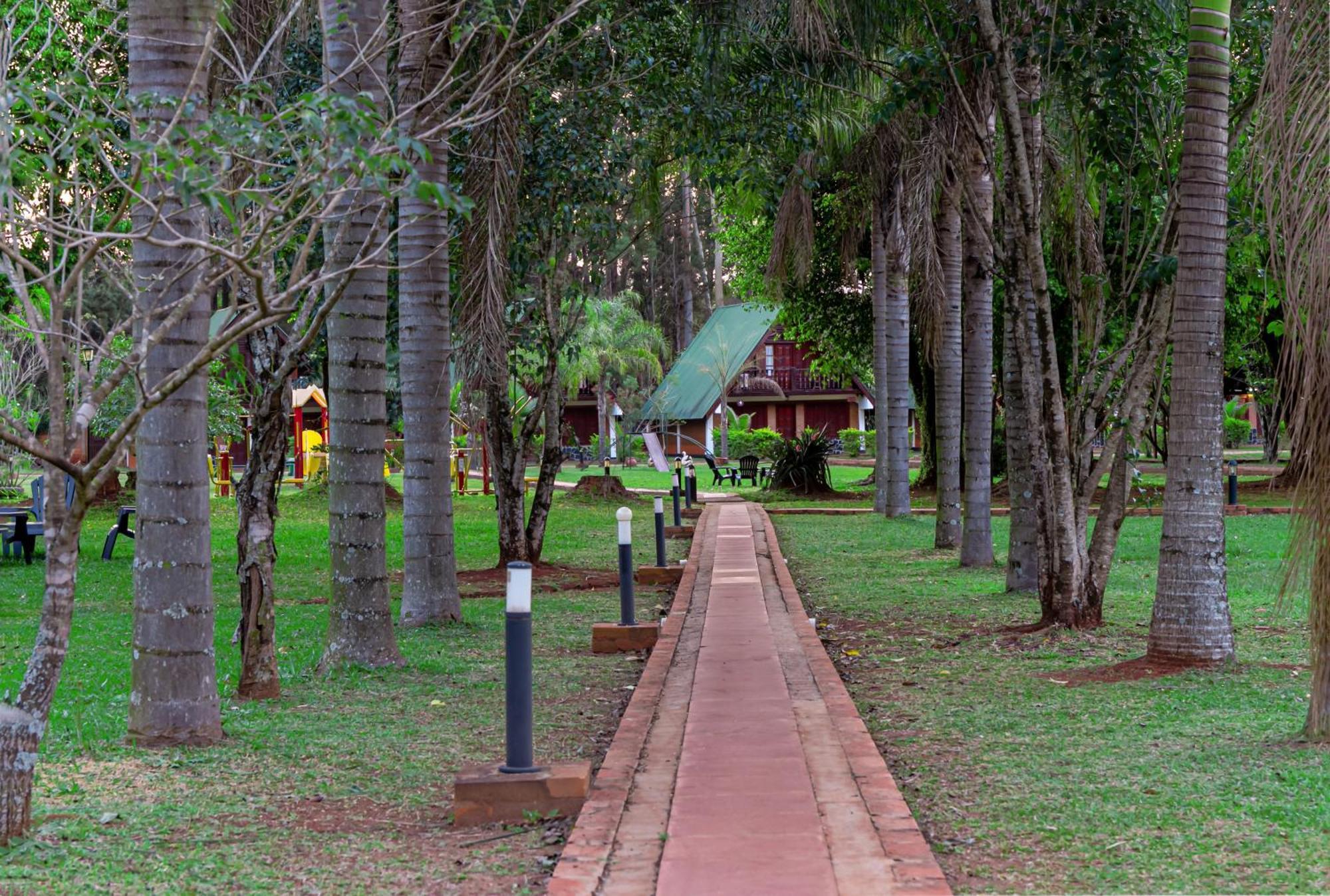 Cabanas El Refugio Del Mensu プエルト・イグアス エクステリア 写真