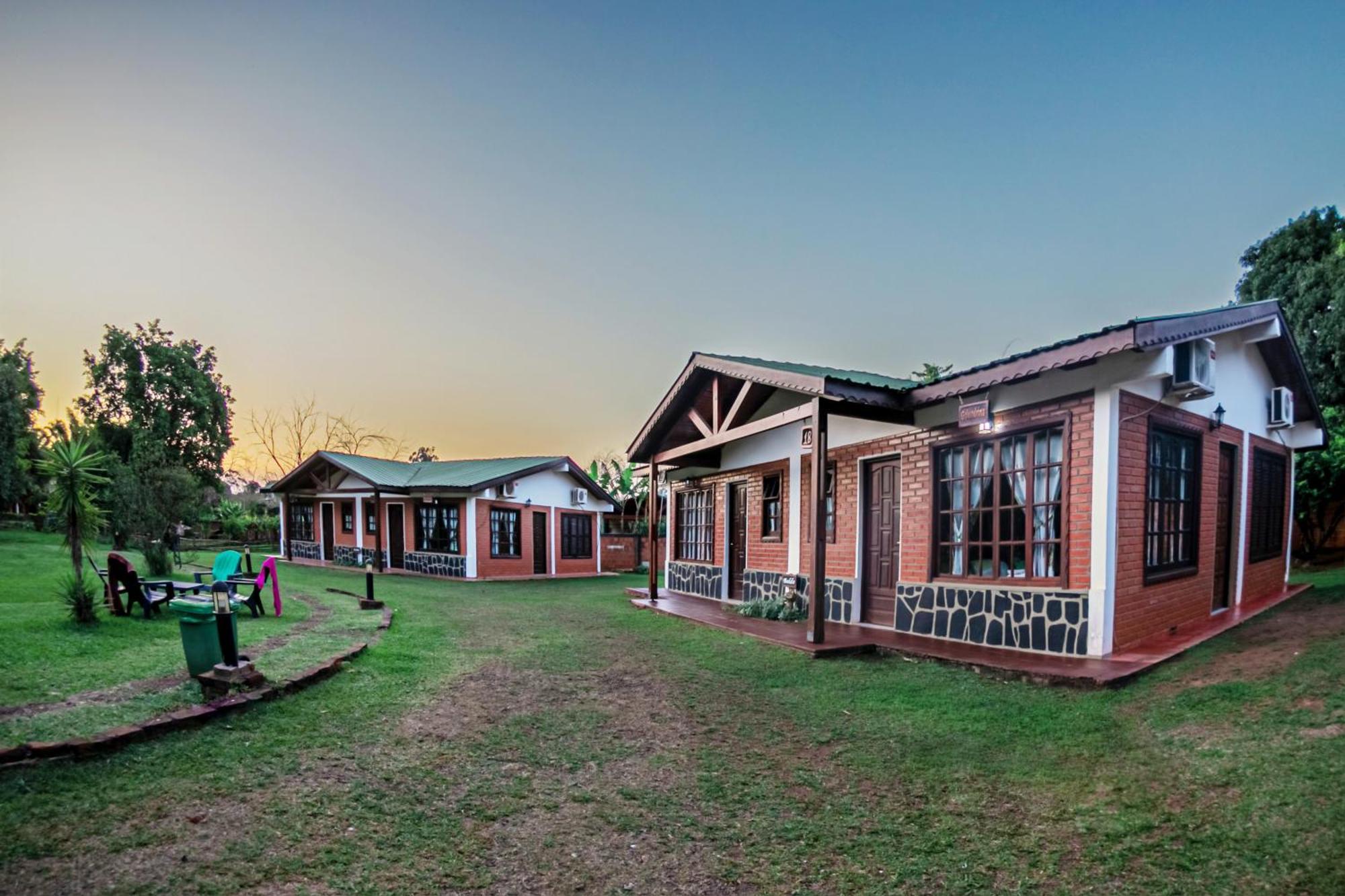 Cabanas El Refugio Del Mensu プエルト・イグアス エクステリア 写真