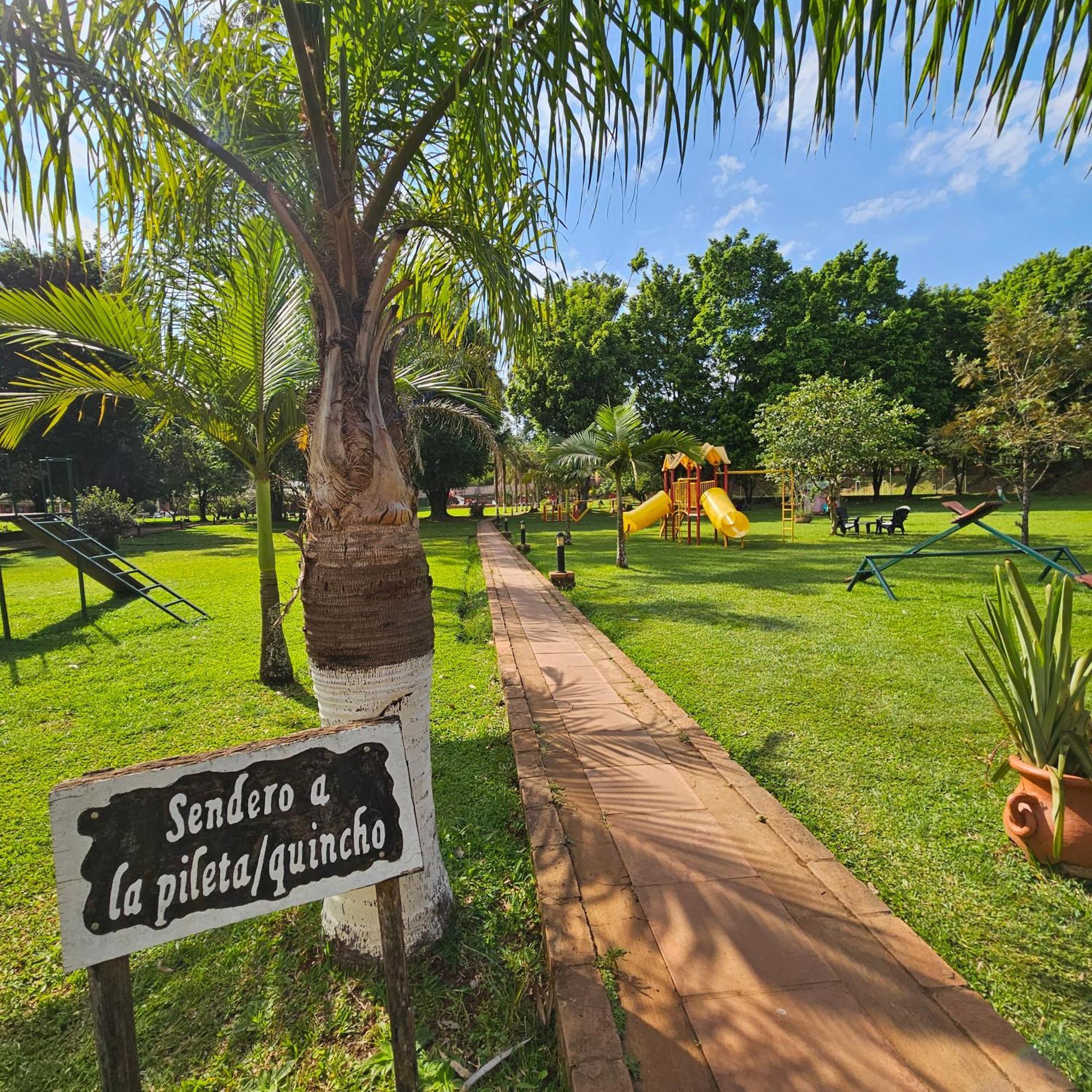 Cabanas El Refugio Del Mensu プエルト・イグアス エクステリア 写真