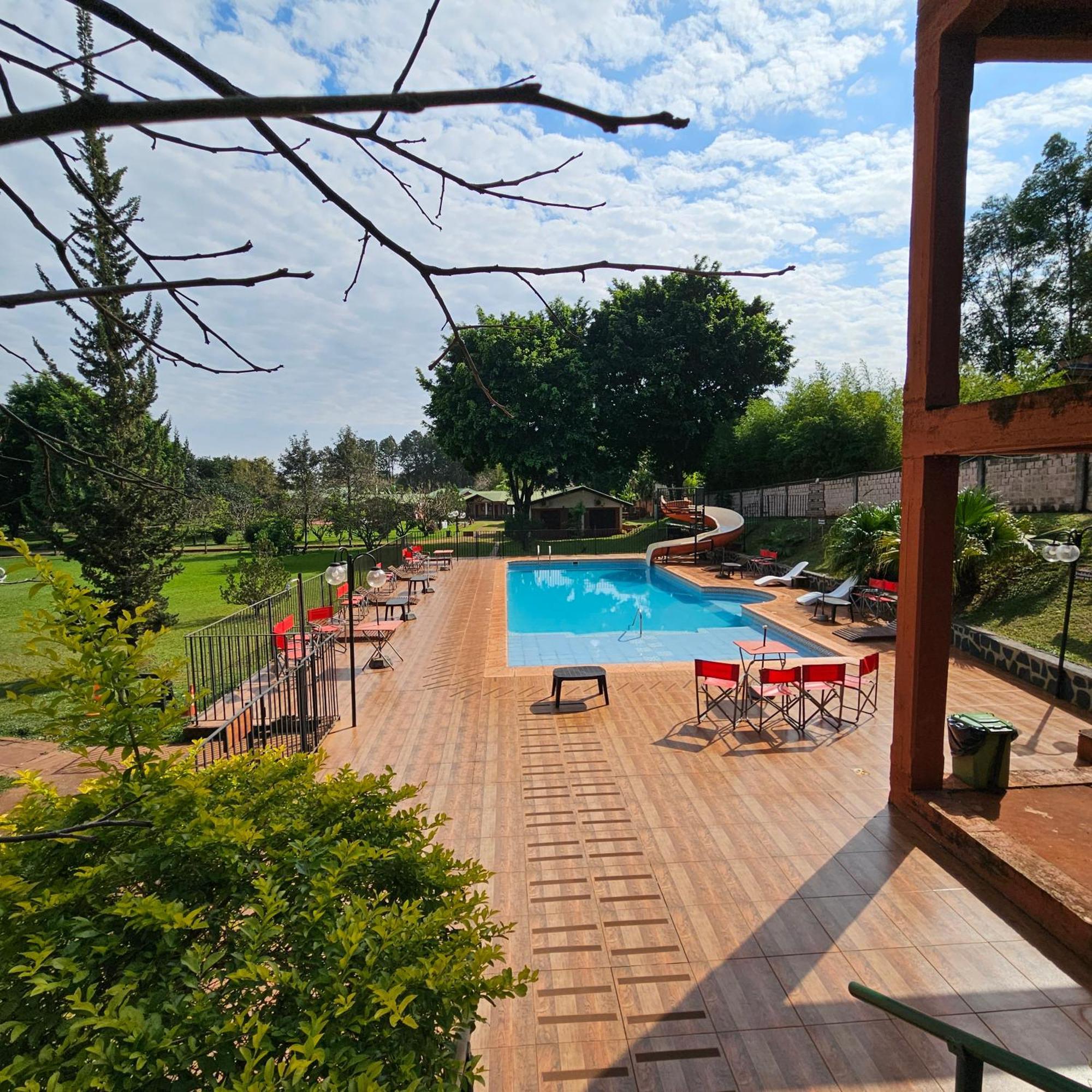 Cabanas El Refugio Del Mensu プエルト・イグアス エクステリア 写真
