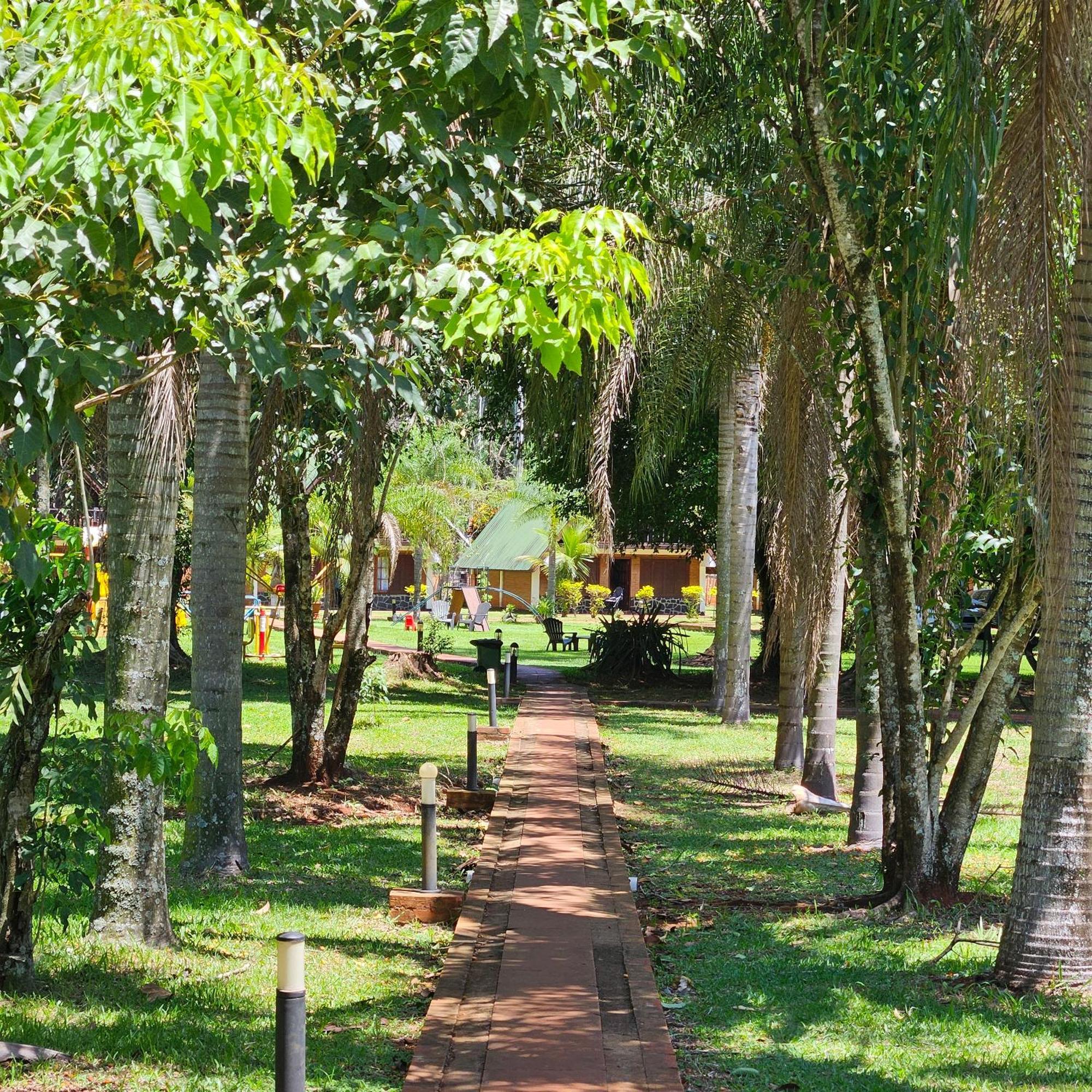 Cabanas El Refugio Del Mensu プエルト・イグアス エクステリア 写真