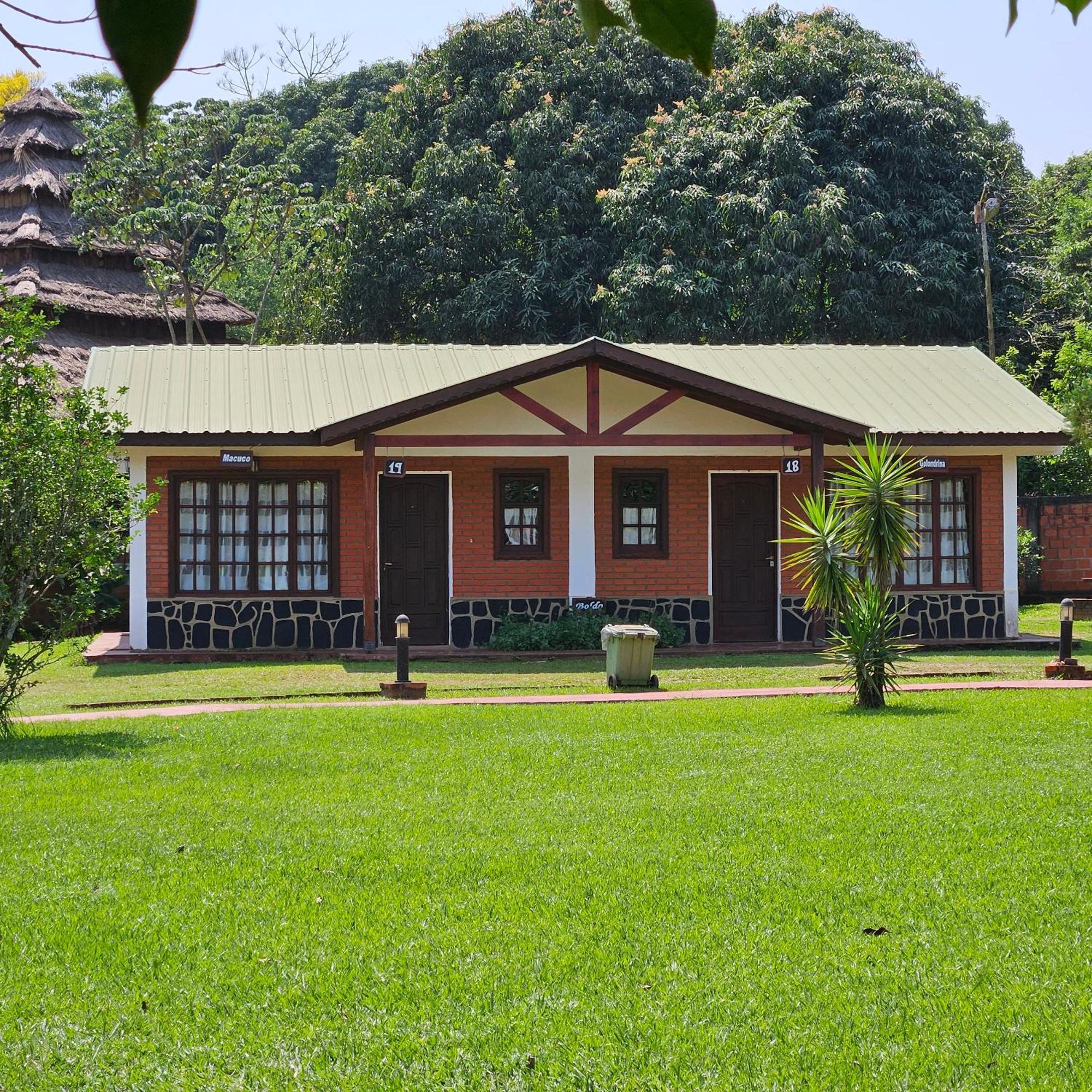 Cabanas El Refugio Del Mensu プエルト・イグアス エクステリア 写真